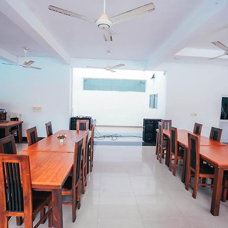 Sun Ray Rest House Passikudah Exterior foto