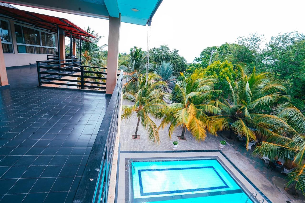 Sun Ray Rest House Passikudah Exterior foto