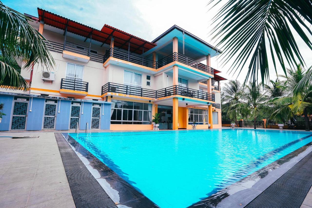 Sun Ray Rest House Passikudah Exterior foto
